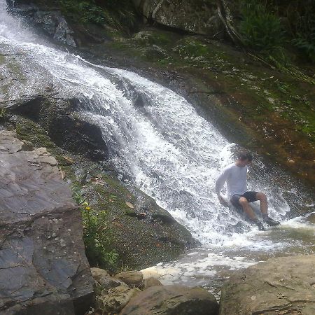 Pousada Canto Do Lago Piracaia Buitenkant foto